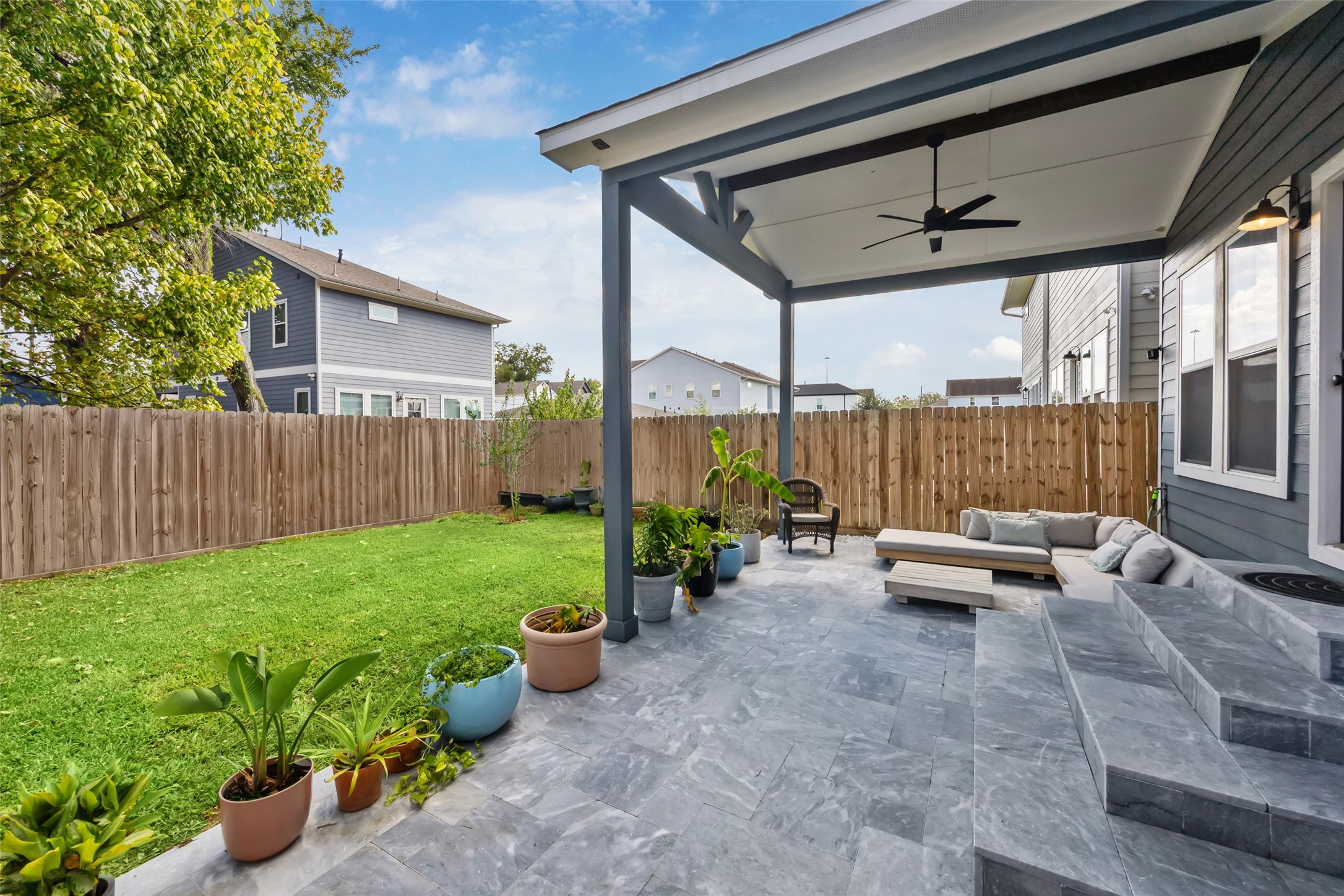3404 Castor Street Houston, TX 77022 - Photo 4 of 30 a view of outdoor space yard and patio