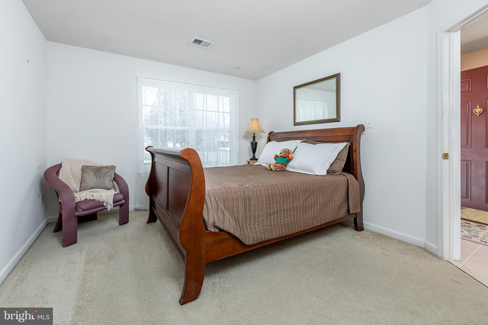 30 Brattleboro Road Swedesboro, NJ 08085 - Photo 20 of 33 Versatile Second Bedroom w/Closet/"Bonus" Room