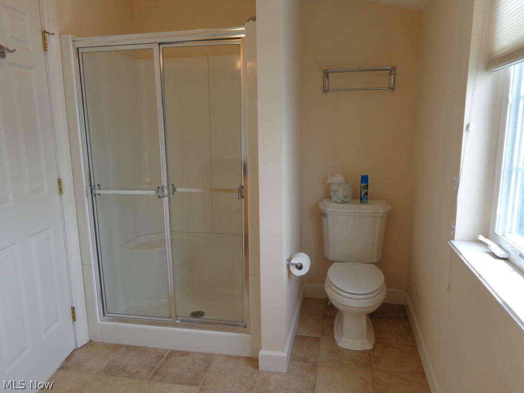 24 D Cedar Point Road Sandusky, OH 44870 - Photo 13 of 25 View #2 of the master bath.