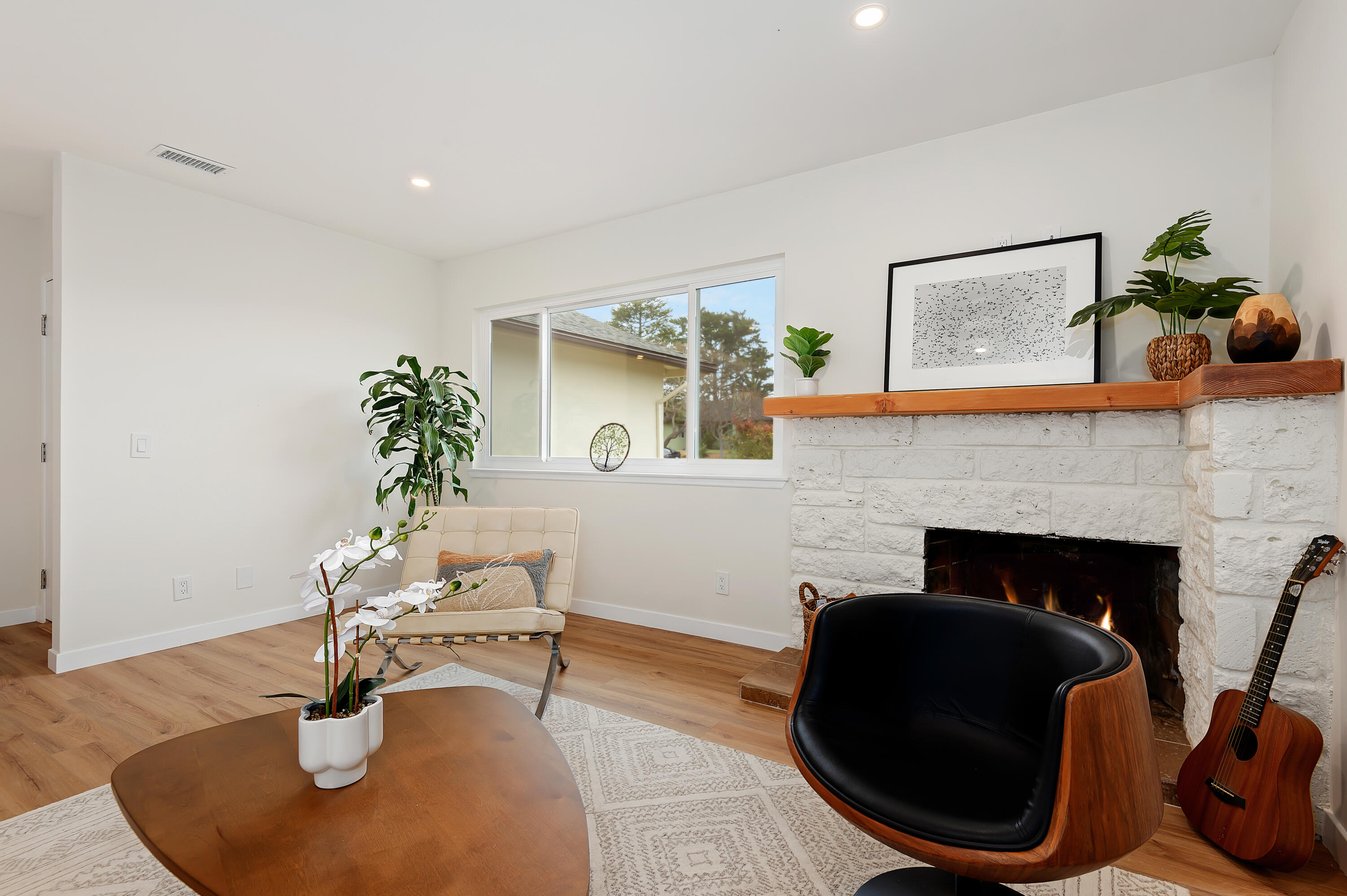 263 Big Sur Drive Goleta, CA 93117 - Photo 7 of 27 7-print-07 - Walkway