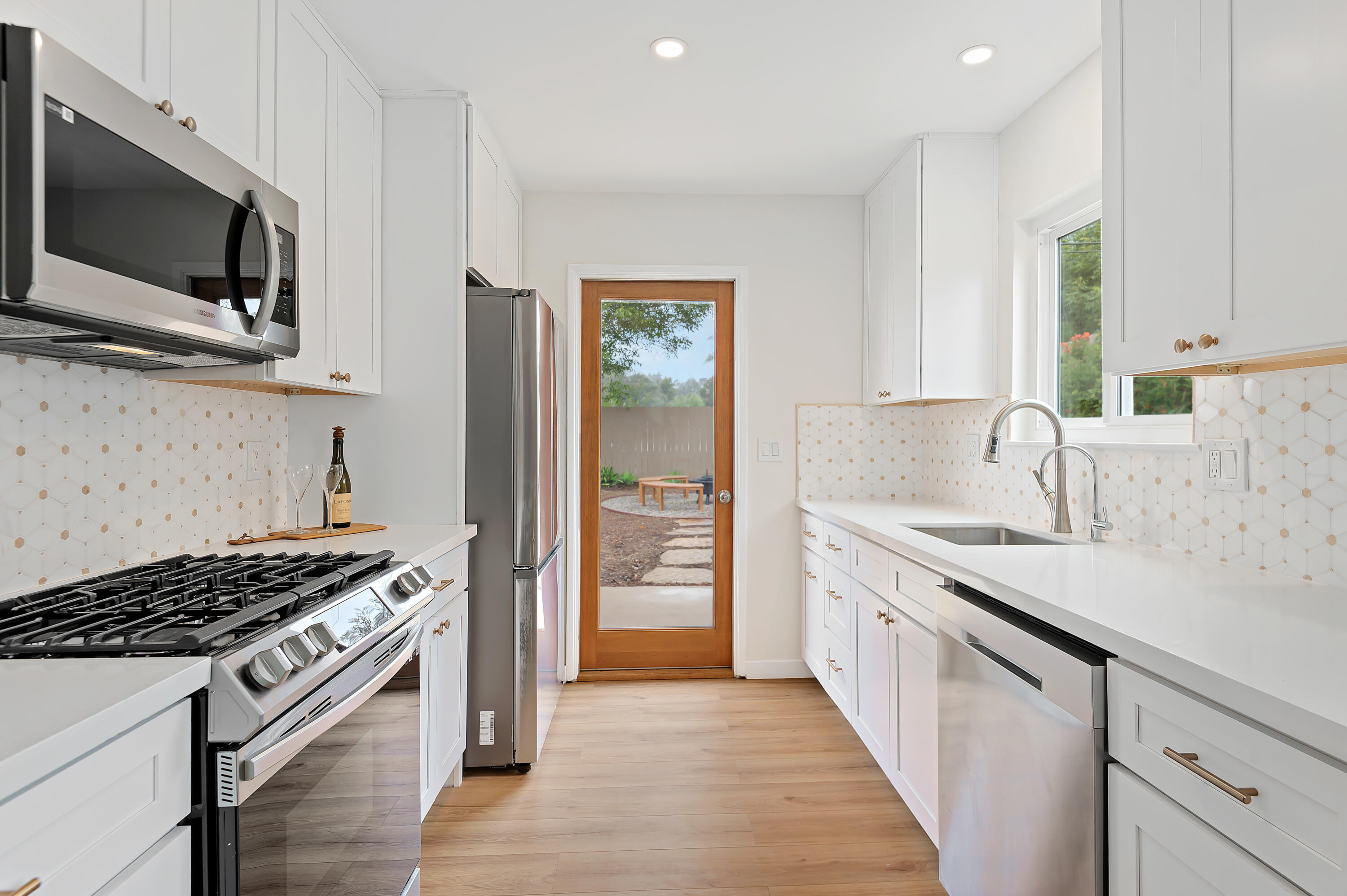 263 Big Sur Drive Goleta, CA 93117 - Photo 10 of 27 10-print-10 - Kitchen
