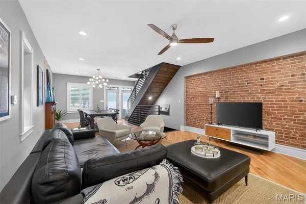 $650,000 | Undisclosed Address, St. Louis, MO 63116
