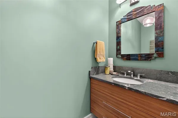 $650,000 | Undisclosed Address, St. Louis, MO 63116