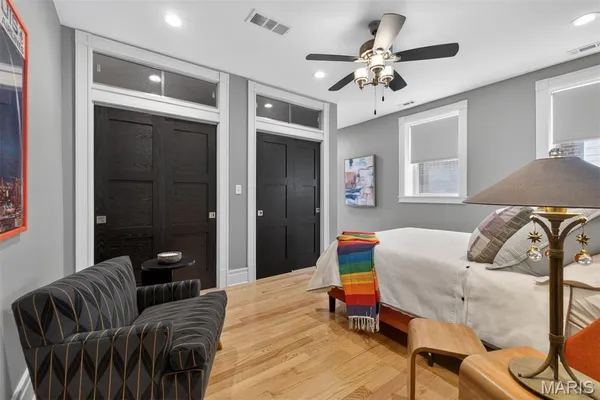 $650,000 | Undisclosed Address, St. Louis, MO 63116