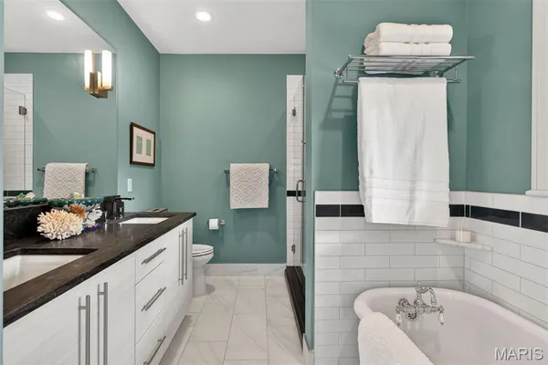 $650,000 | Undisclosed Address, St. Louis, MO 63116
