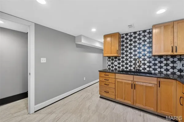 $650,000 | Undisclosed Address, St. Louis, MO 63116