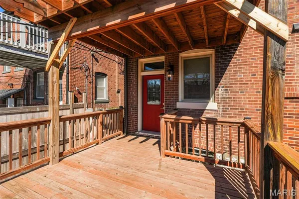 $650,000 | Undisclosed Address, St. Louis, MO 63116