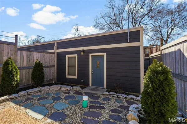 $650,000 | Undisclosed Address, St. Louis, MO 63116