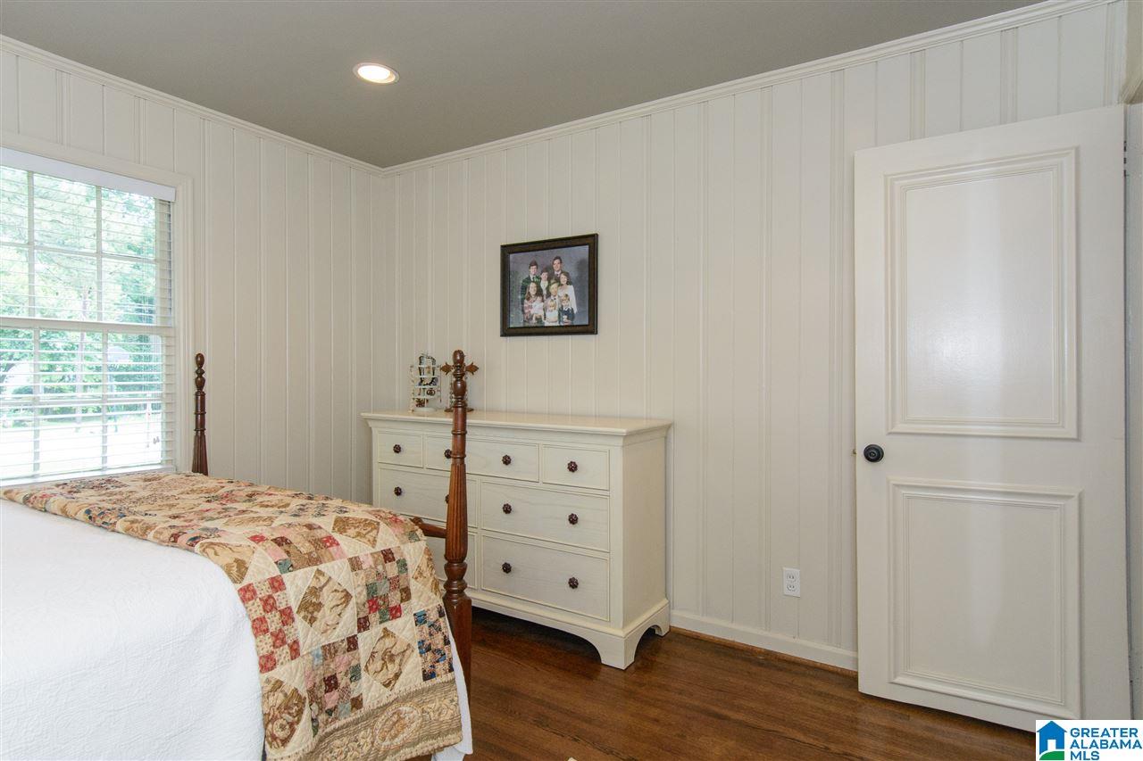 334 Lathrop Avenue Birmingham, AL 35209 - Photo 21 of 31