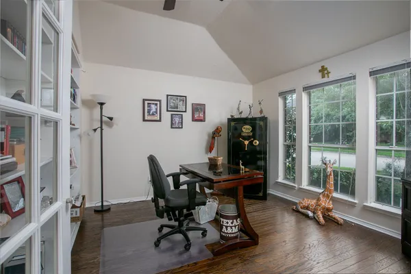 $3,600 | 1828 Barretts Glen Drive, Pearland, TX 77581