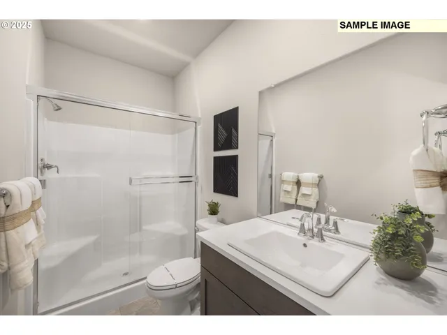 $699,900 | 8818 Southwest Peoria Lane, Tualatin, OR 97062