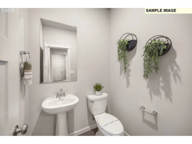 $699,900 | 8818 Southwest Peoria Lane, Tualatin, OR 97062