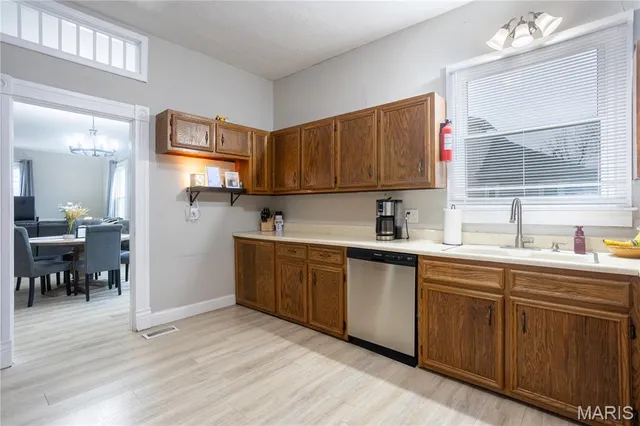 $229,900 | 422 North 7th Street, De Soto, MO 63020