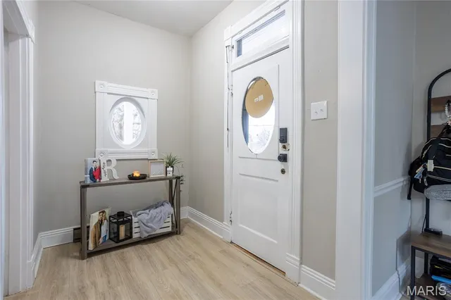 $229,900 | 422 North 7th Street, De Soto, MO 63020