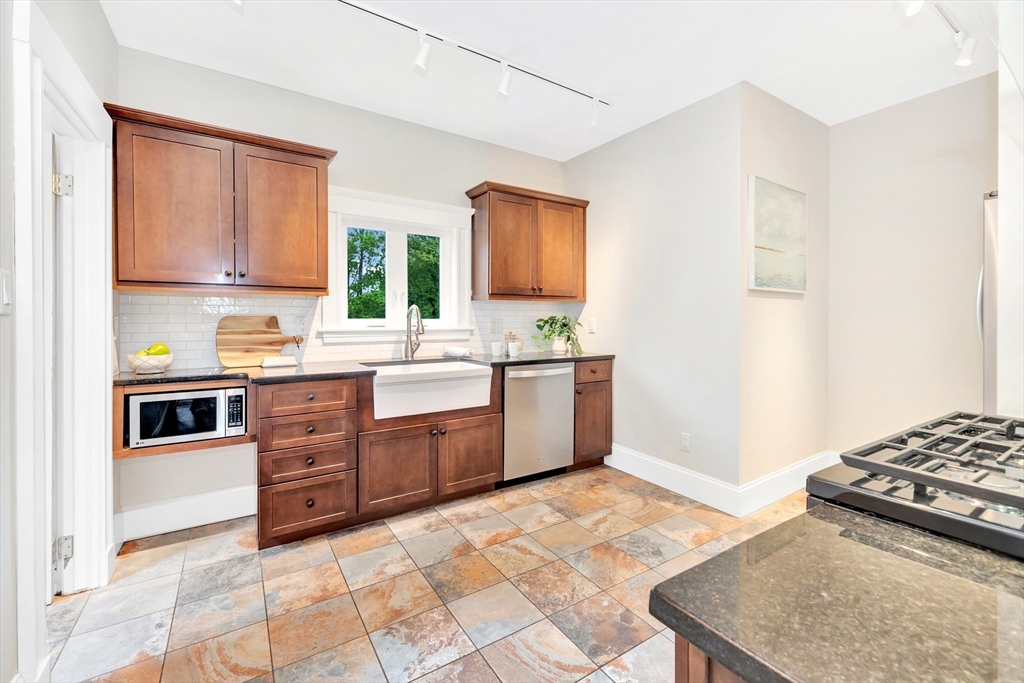 15 Farmer Road Arlington, MA 02476 - Photo 26 of 42