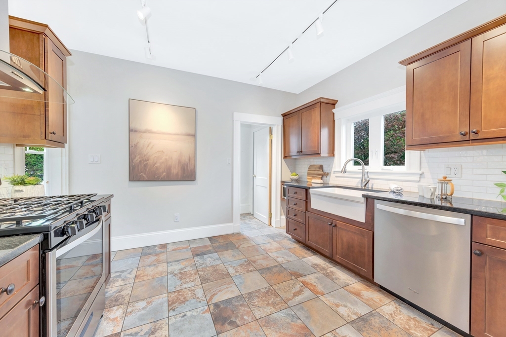 15 Farmer Road Arlington, MA 02476 - Photo 29 of 42