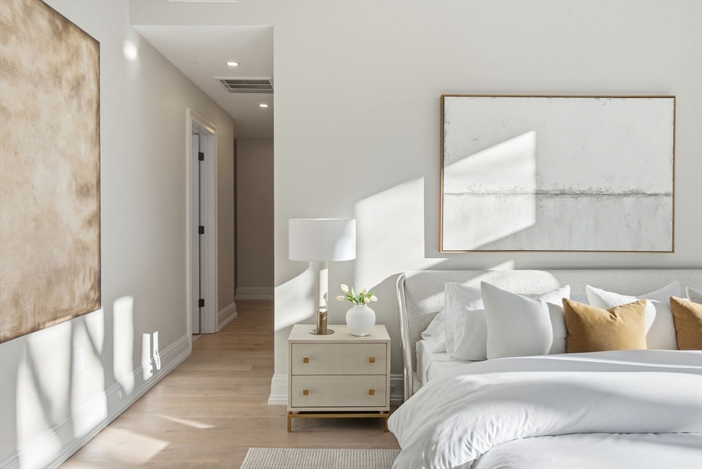 61 Hall Street, Unit 1 Waltham, MA 02453 - Photo 14 of 31