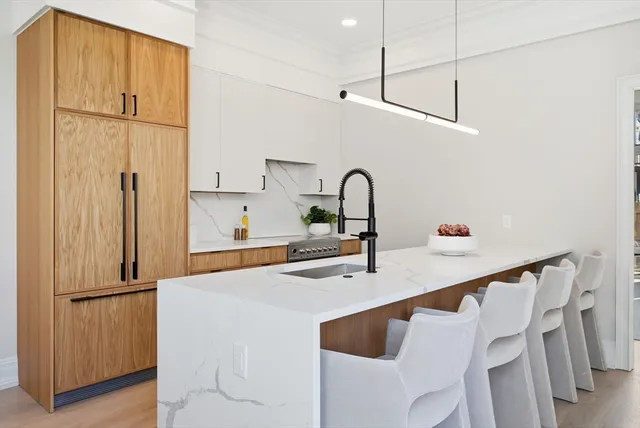 $1,299,990 | 61 Hall Street, Unit 1, Waltham, MA 02453