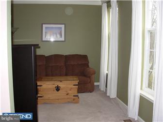 49 Knoll Road Coatesville, PA 19320 - Photo 8 of 11 Living Room