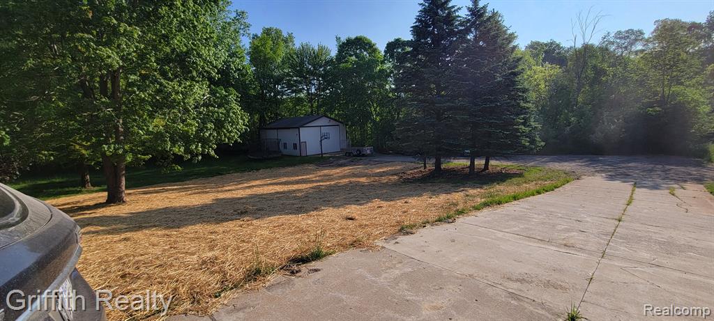 11641 Hyne Road Brighton, MI 48114 - Photo 5 of 7 Gallery Image 5