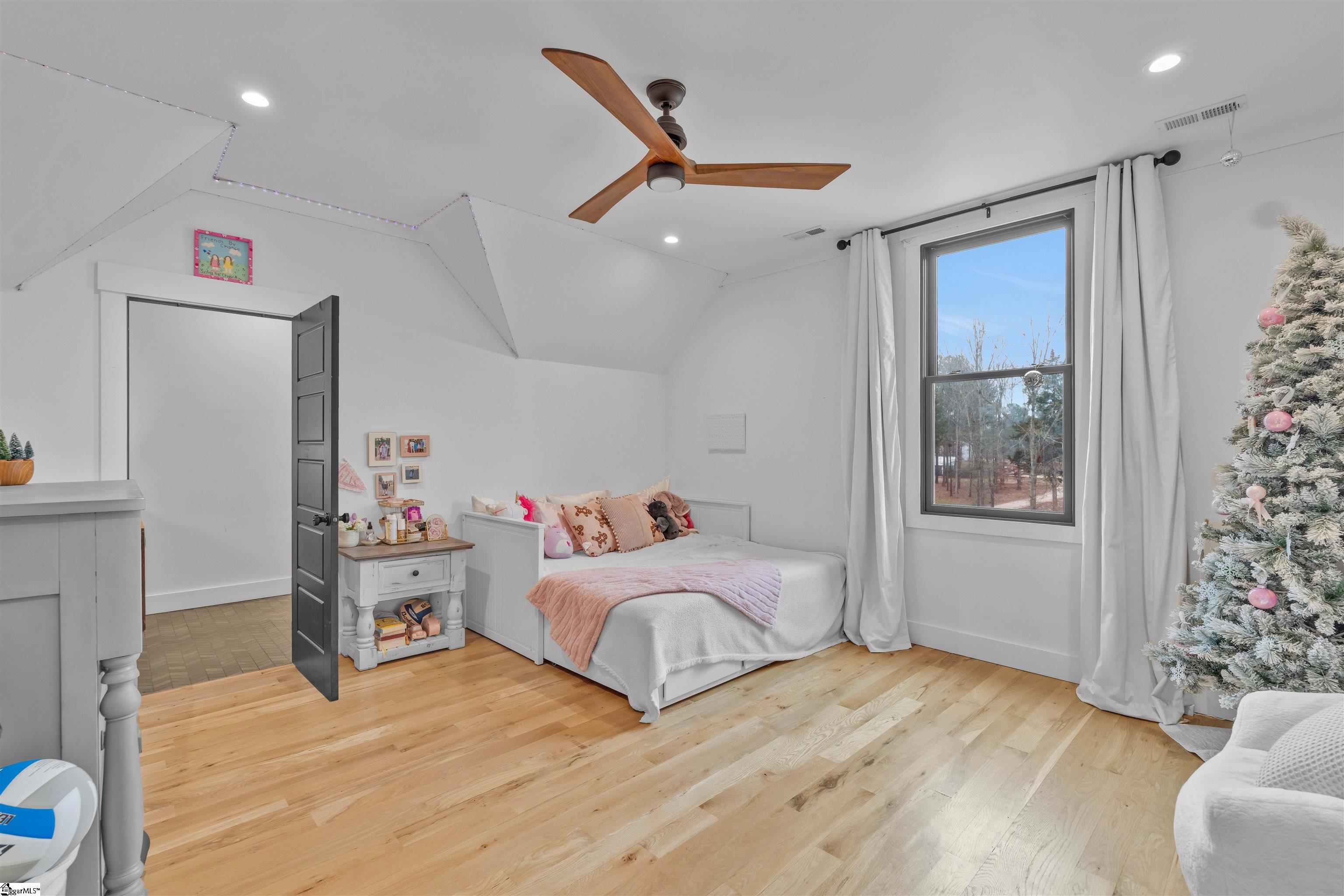 1425 South Harper Street Laurens, SC 29360 - Photo 19 of 50