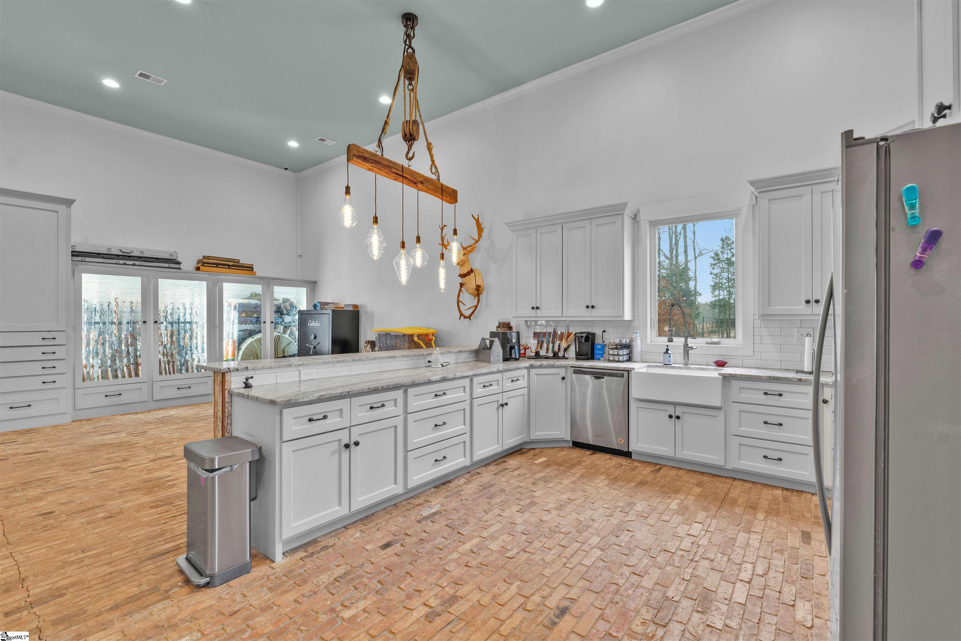 1425 South Harper Street Laurens, SC 29360 - Photo 34 of 50