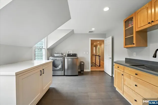 $1,599,000 | 856 Stonewall Court, Franklin Lakes, NJ 07417