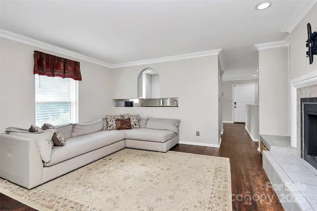 $469,000 | 328 West 6th Street, Unit 2, Charlotte, NC 28202