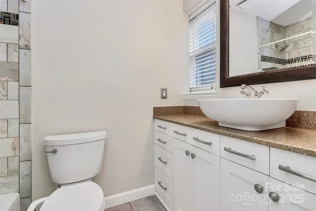 $469,000 | 328 West 6th Street, Unit 2, Charlotte, NC 28202