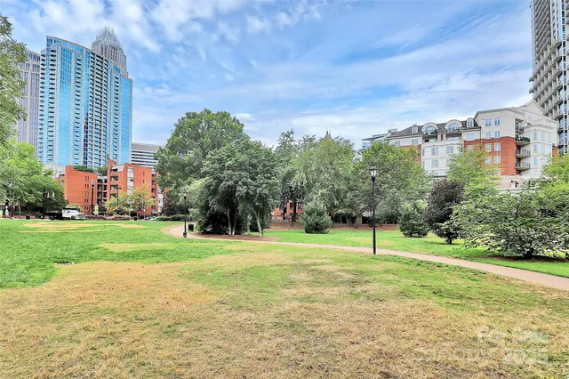 $469,000 | 328 West 6th Street, Unit 2, Charlotte, NC 28202
