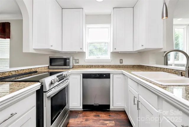 $469,000 | 328 West 6th Street, Unit 2, Charlotte, NC 28202