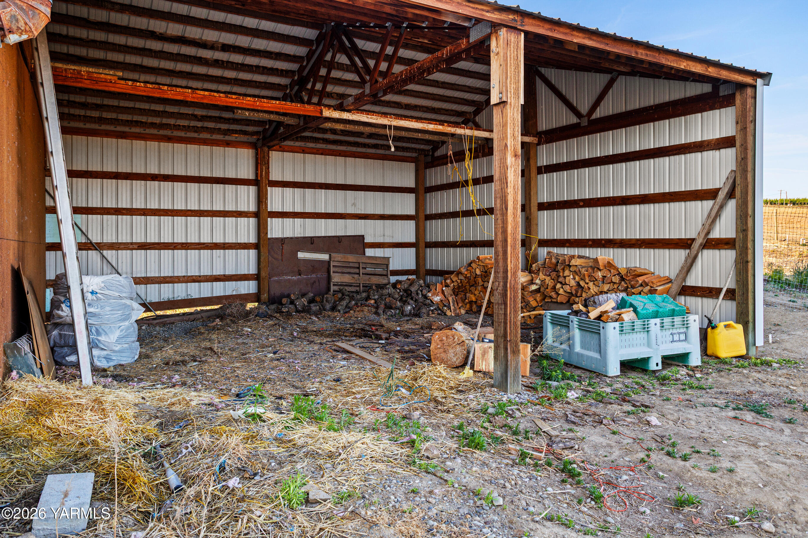 5060 Lombard Loop Road Zillah, WA 98953 - Photo 51 of 65 5060LombardLp_57