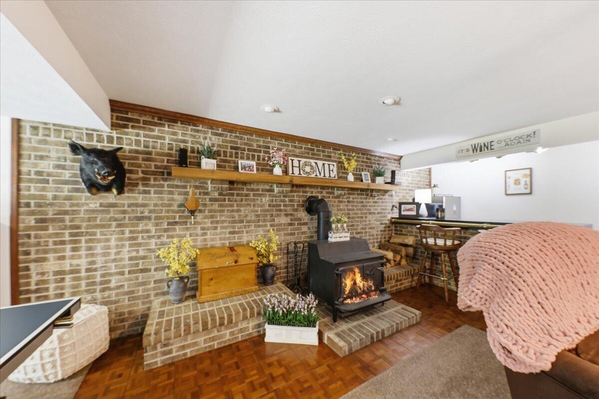 1276 Frogtown Road Union, KY 41091 - Photo 23 of 48 36-Family Room