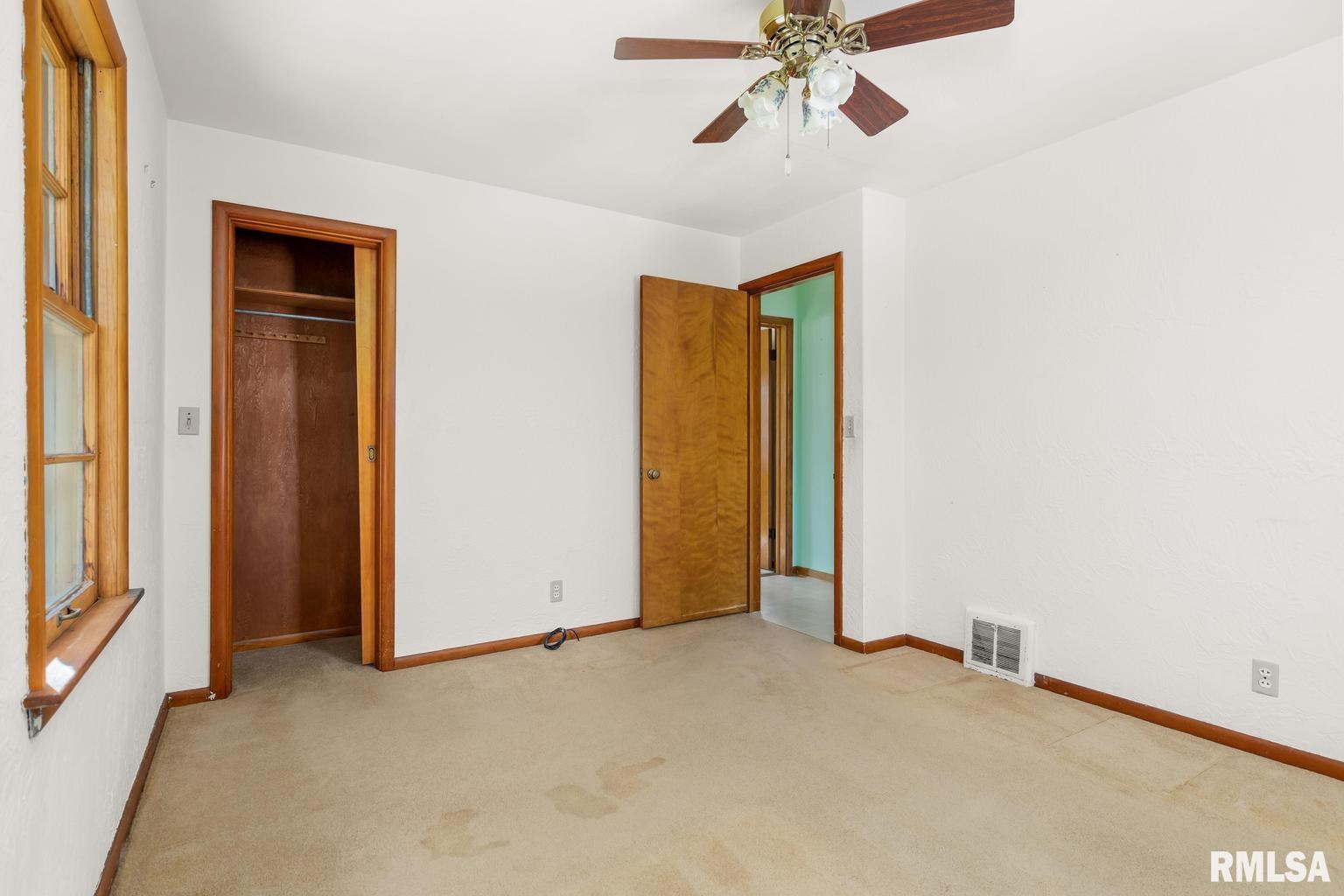 200 Mary Street Washington, IL 61571 - Photo 14 of 26 Gallery Image 14