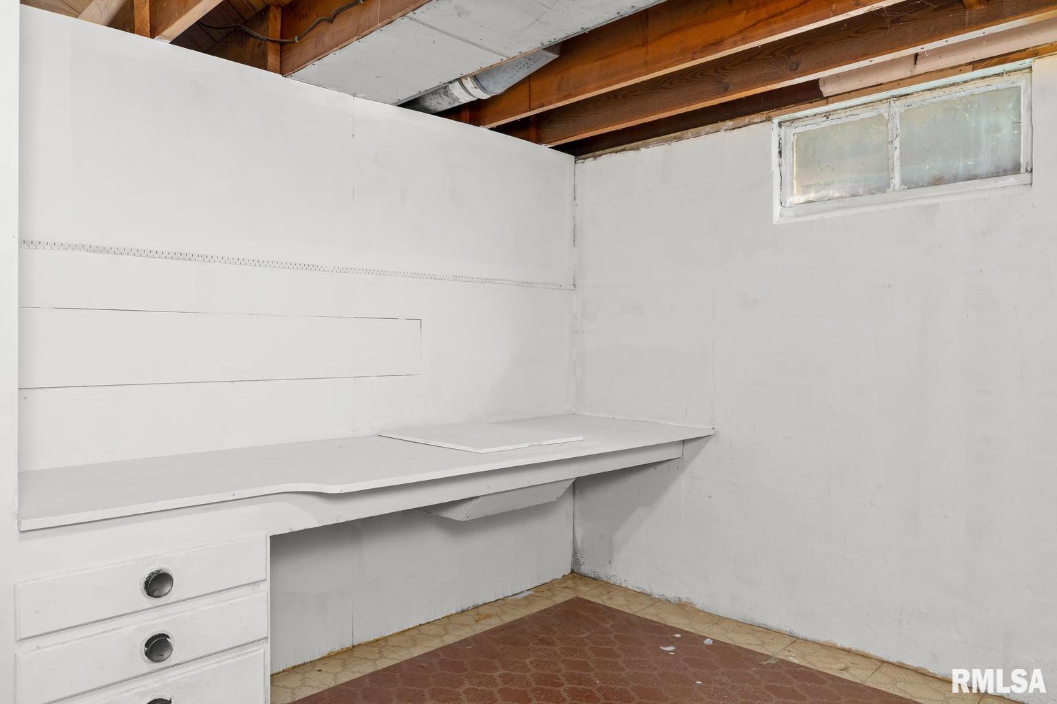 200 Mary Street Washington, IL 61571 - Photo 19 of 26 Gallery Image 19