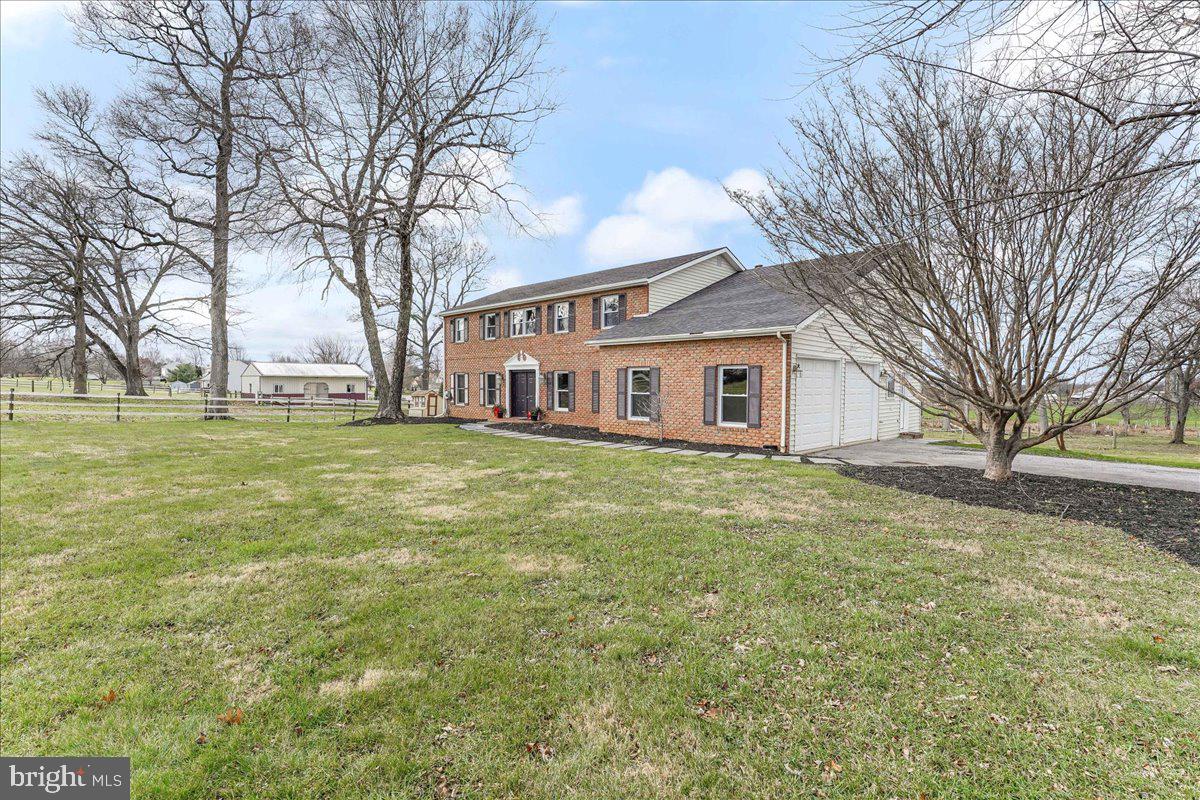 379 Old Limestone Road Cochranville, PA 19330 - Photo 3 of 54 Gallery Image 3