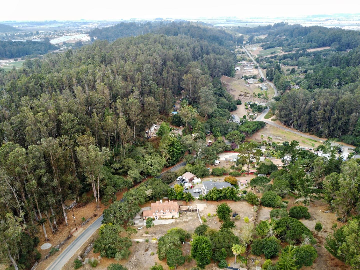 837 Lewis Road Watsonville, CA 95076 - Photo 41 of 42 Gallery Image 41