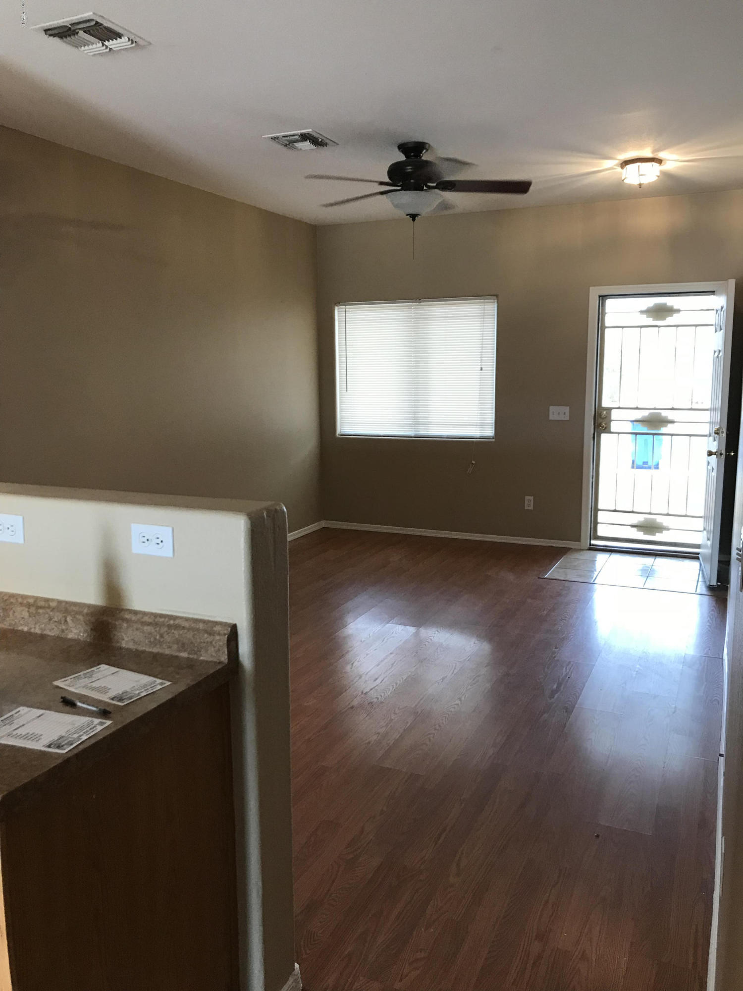 13285 West Redfield Road Surprise, AZ 85379 - Photo 4 of 16 20180615_182817967_iOS
