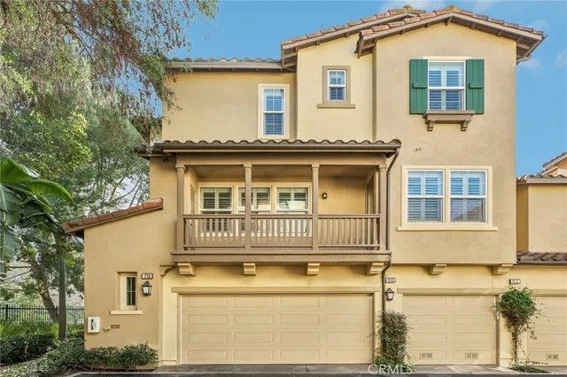$3,200 | 78 Dovetail, Irvine, CA 92603