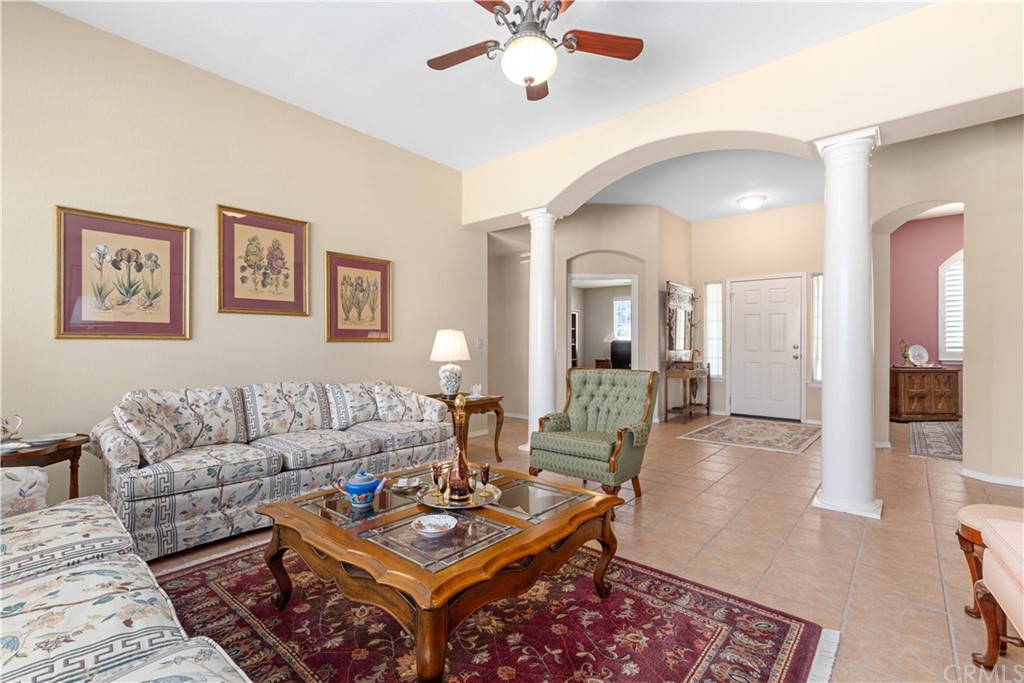 1613 Via Flora Paso Robles, CA 93446 - Photo 12 of 54