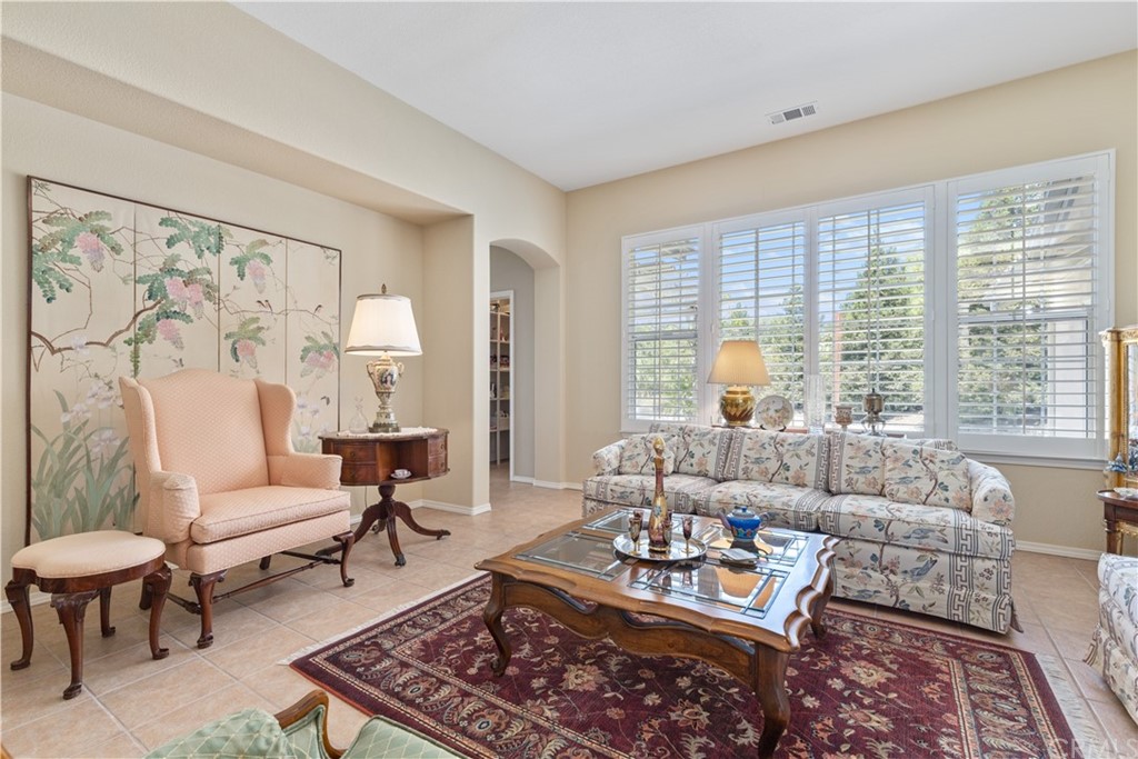 1613 Via Flora Paso Robles, CA 93446 - Photo 13 of 54