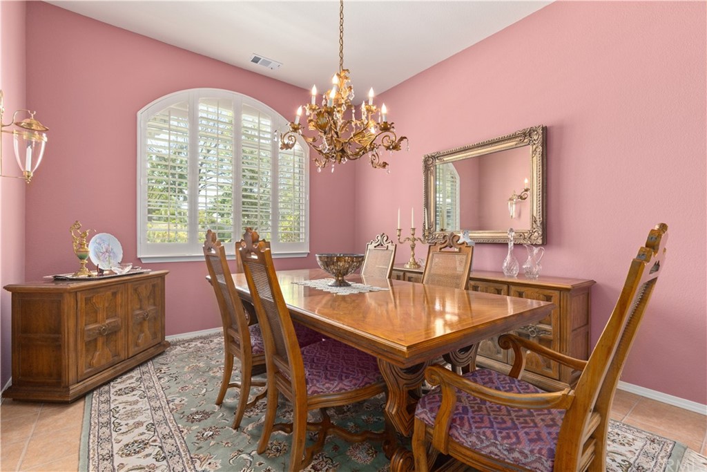 1613 Via Flora Paso Robles, CA 93446 - Photo 15 of 54