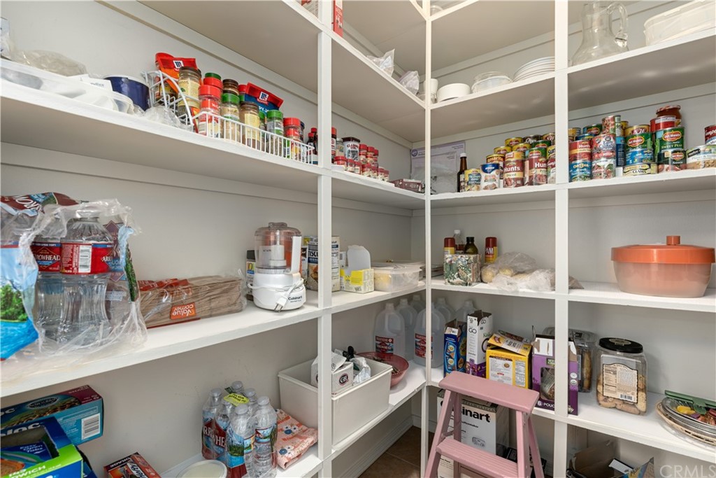 1613 Via Flora Paso Robles, CA 93446 - Photo 22 of 54