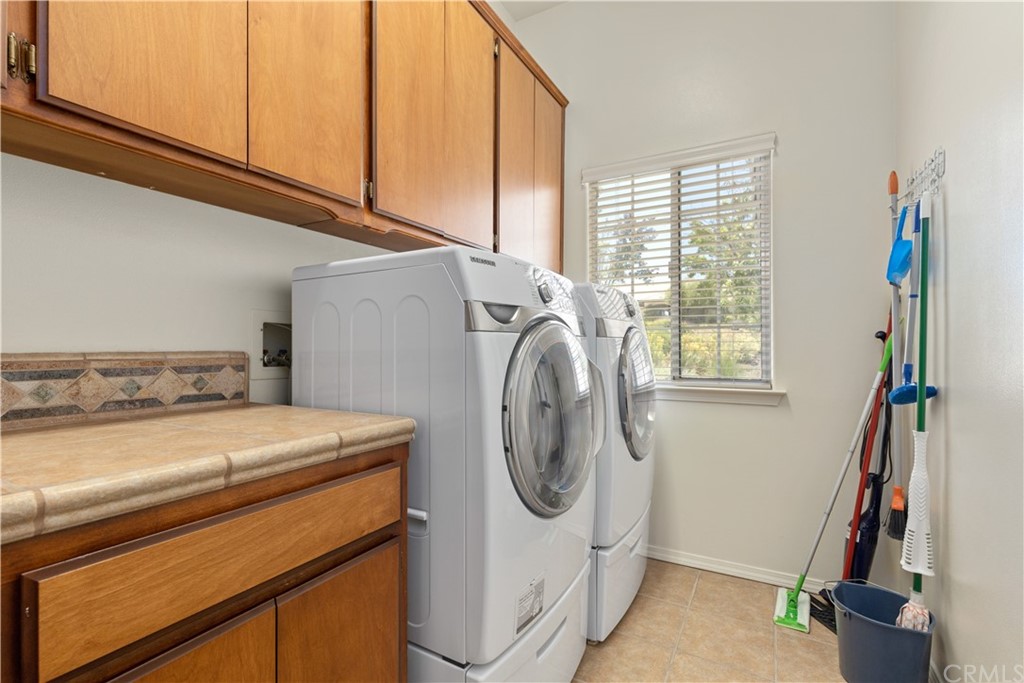 1613 Via Flora Paso Robles, CA 93446 - Photo 29 of 54