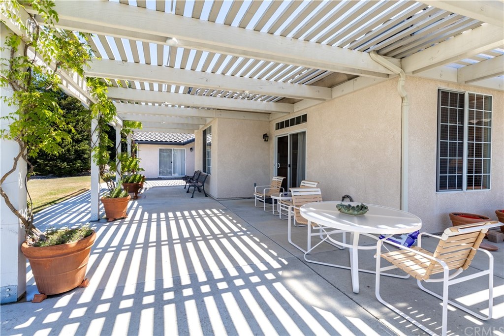 1613 Via Flora Paso Robles, CA 93446 - Photo 40 of 54