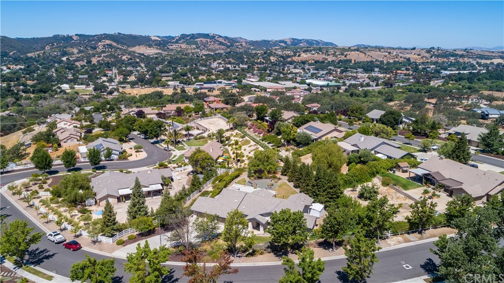 1613 Via Flora Paso Robles, CA 93446 - Photo 54 of 54