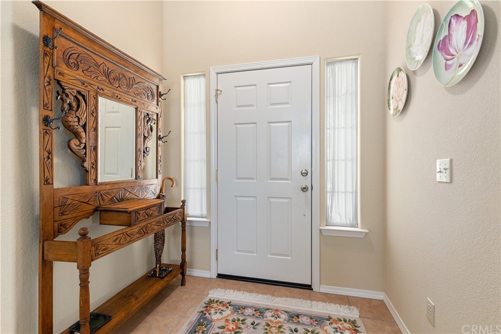 1613 Via Flora Paso Robles, CA 93446 - Photo 7 of 54