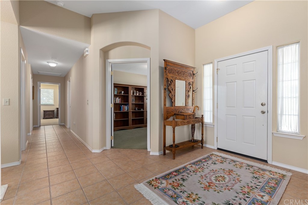 1613 Via Flora Paso Robles, CA 93446 - Photo 8 of 54