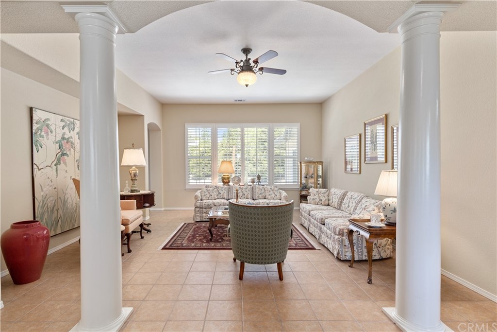 1613 Via Flora Paso Robles, CA 93446 - Photo 10 of 54