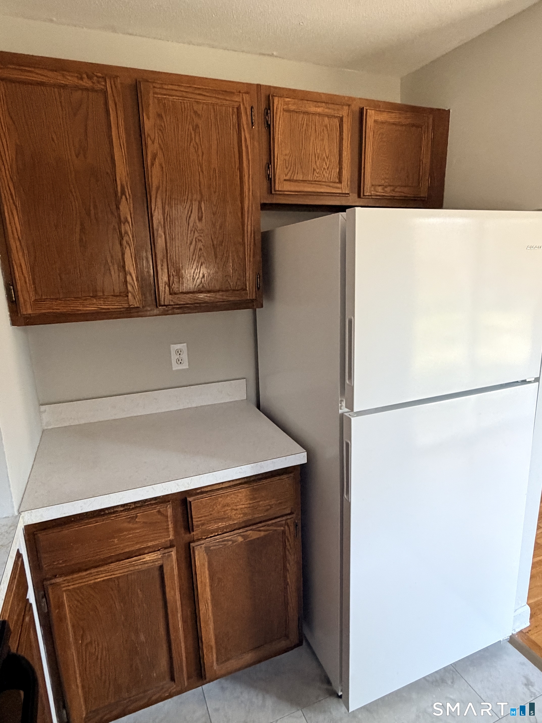 195 Wall Street Hebron, CT 06248 - Photo 5 of 23 a utility room with dryer and washer